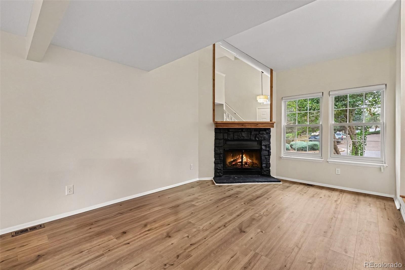 3912 S Richfield Way