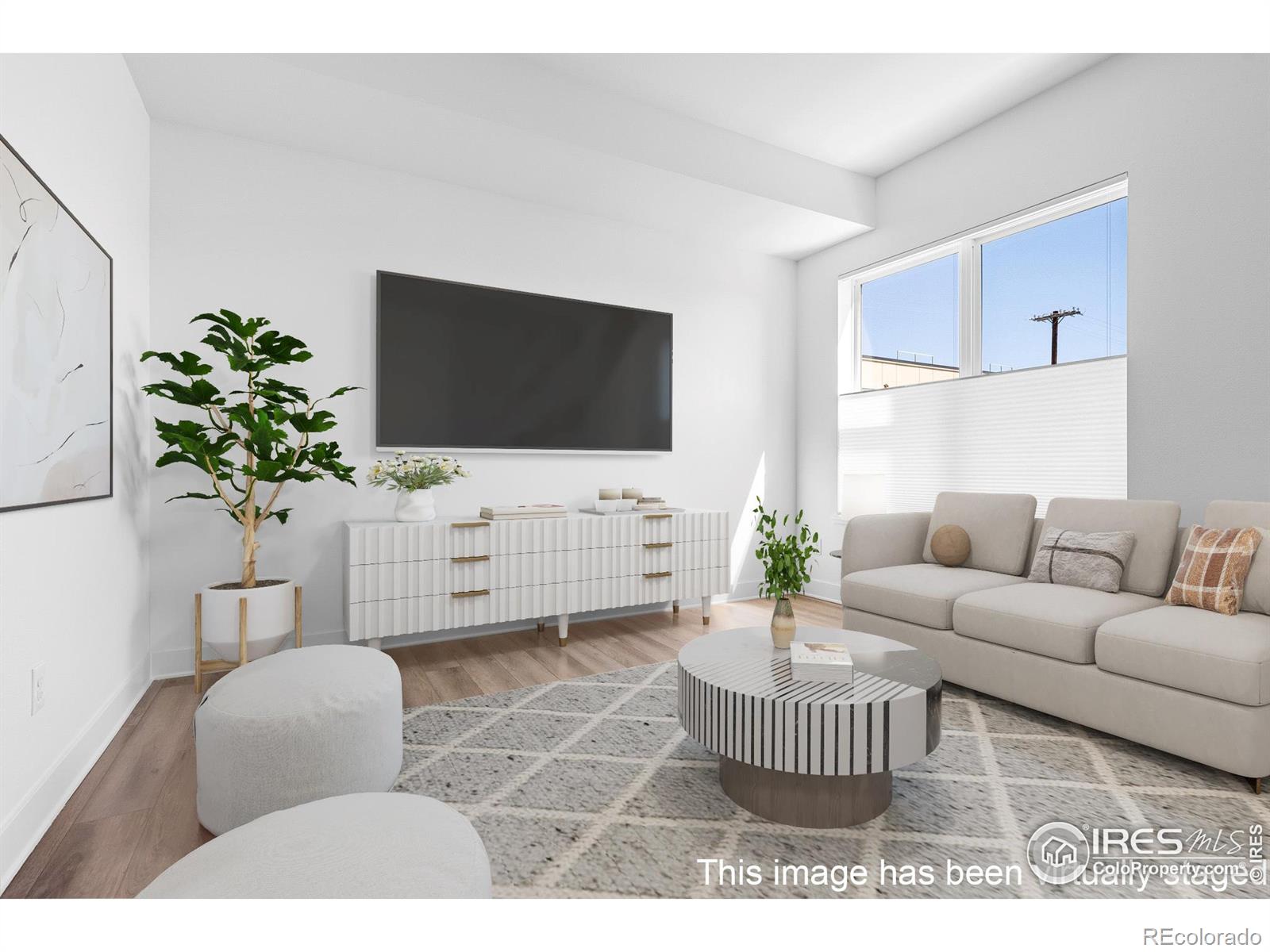 1707 Walnut Street 209