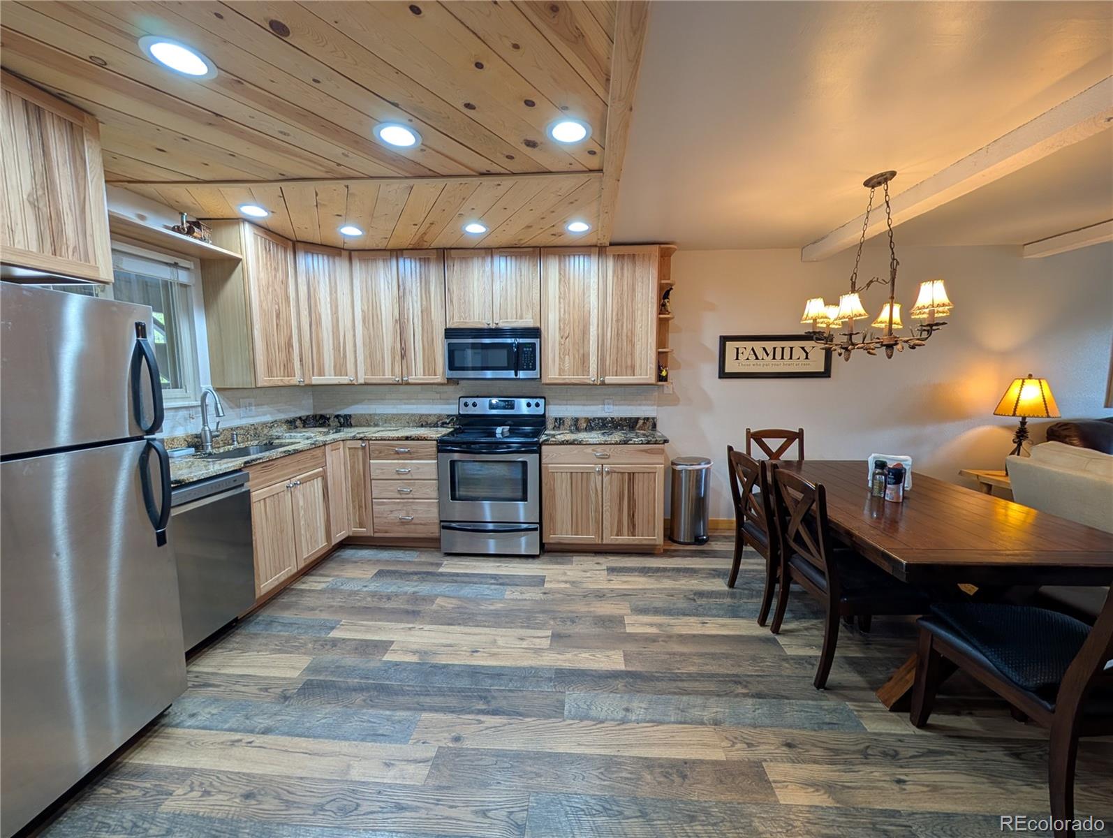 377 Hi Country Drive 6