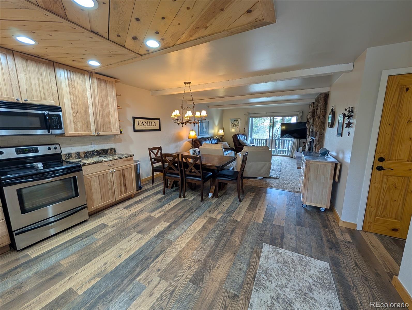 377 Hi Country Drive 6
