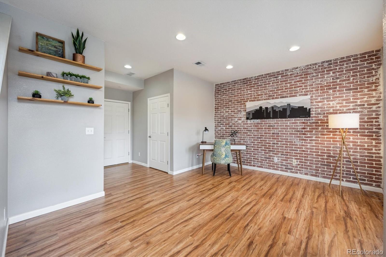 4108 W 118th Place