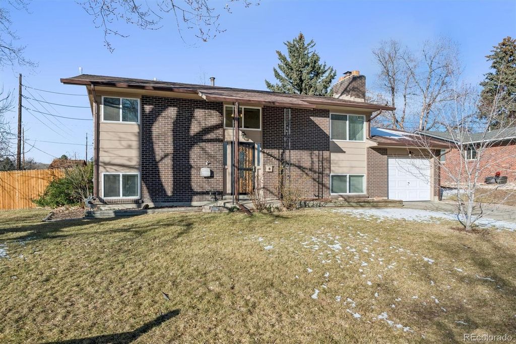 Photo of 1095 S Jellison Street, Lakewood, CO 80226 (MLS # 5879327)