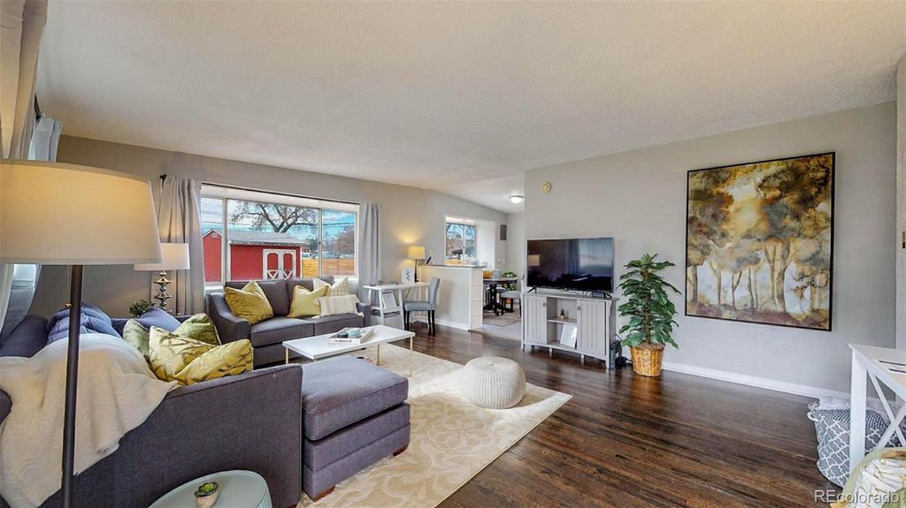 Photo of 28 W Broadmoor Drive, Littleton, CO 80120 (MLS # 7873005)