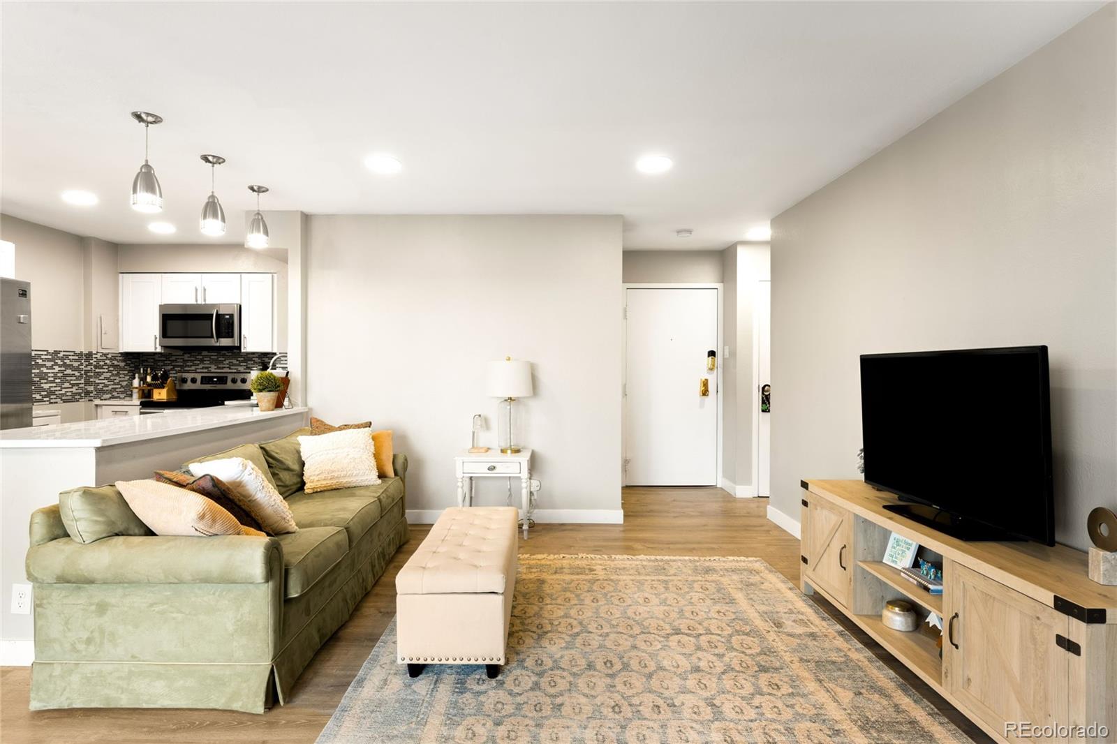 460 S Marion Parkway 1052