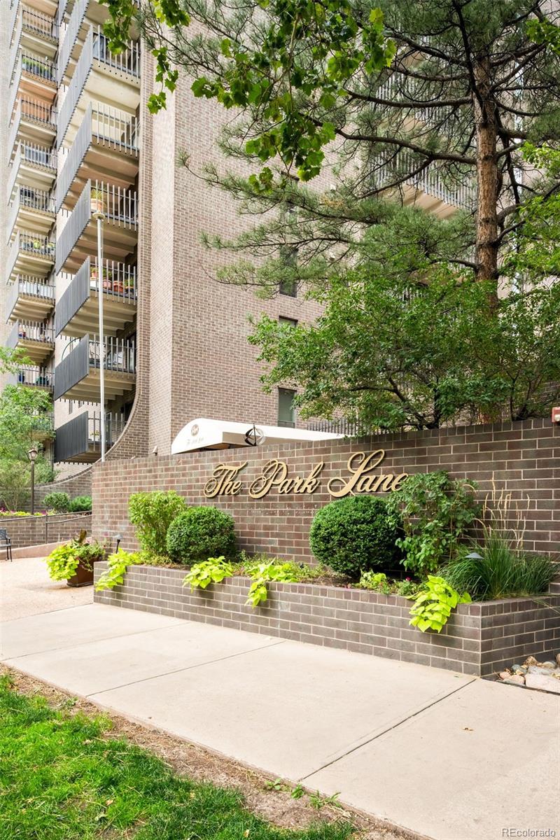 460 S Marion Parkway 1052