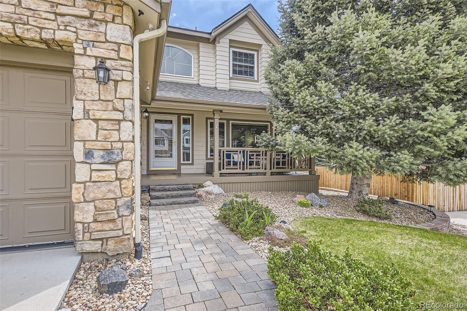 2420 S Ellis Court