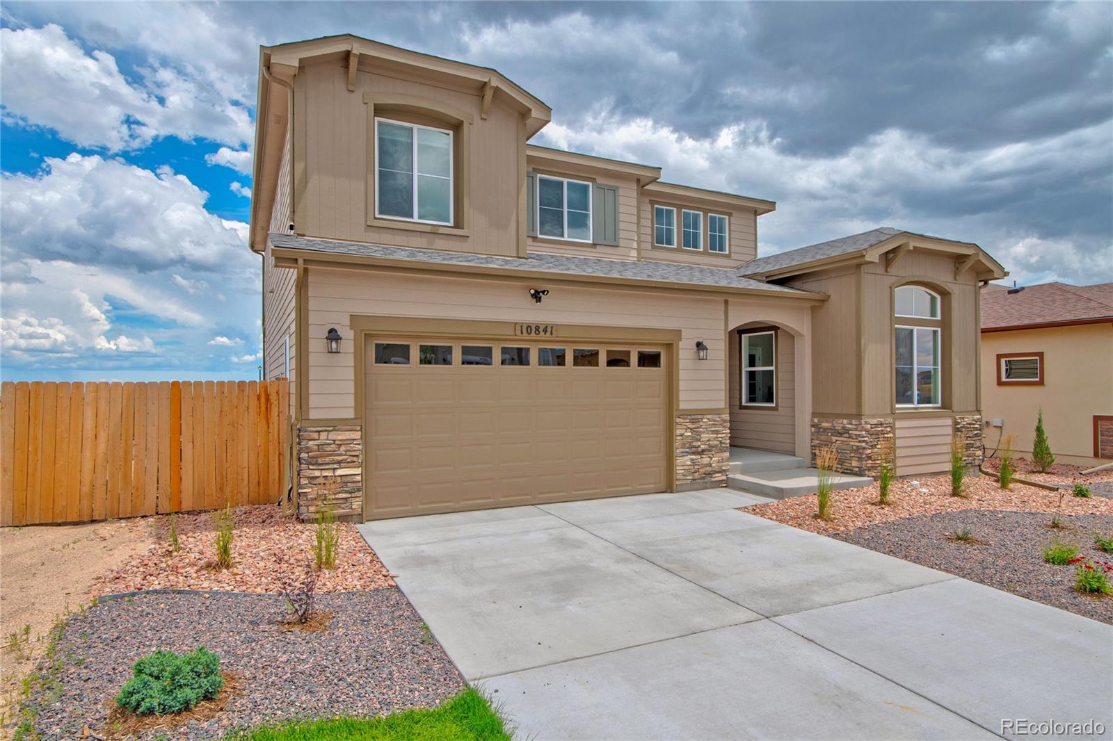 10841 Foggy Bend Lane