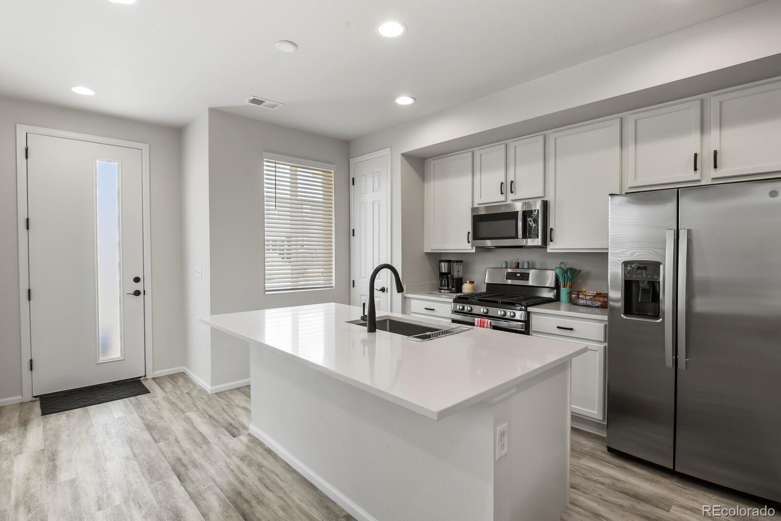 6107 Louisville Court, Frederick, CO, 80504 3 6107 Louisville Court