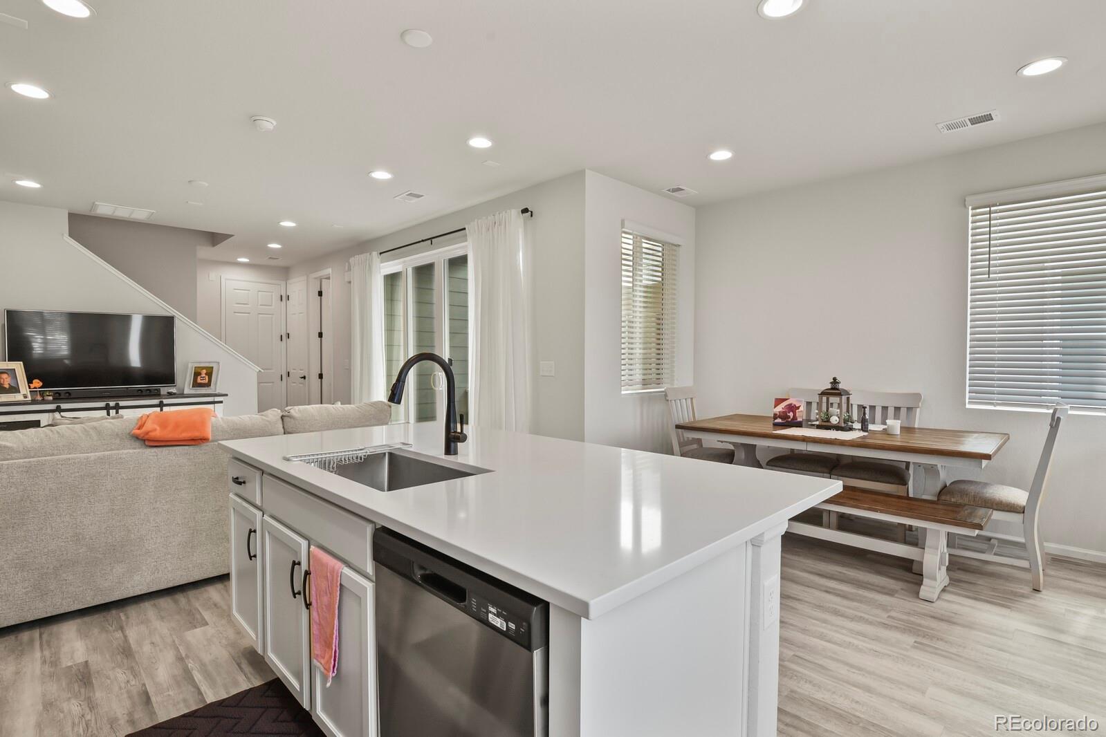 6107 Louisville Court, Frederick, CO, 80504 4 6107 Louisville Court