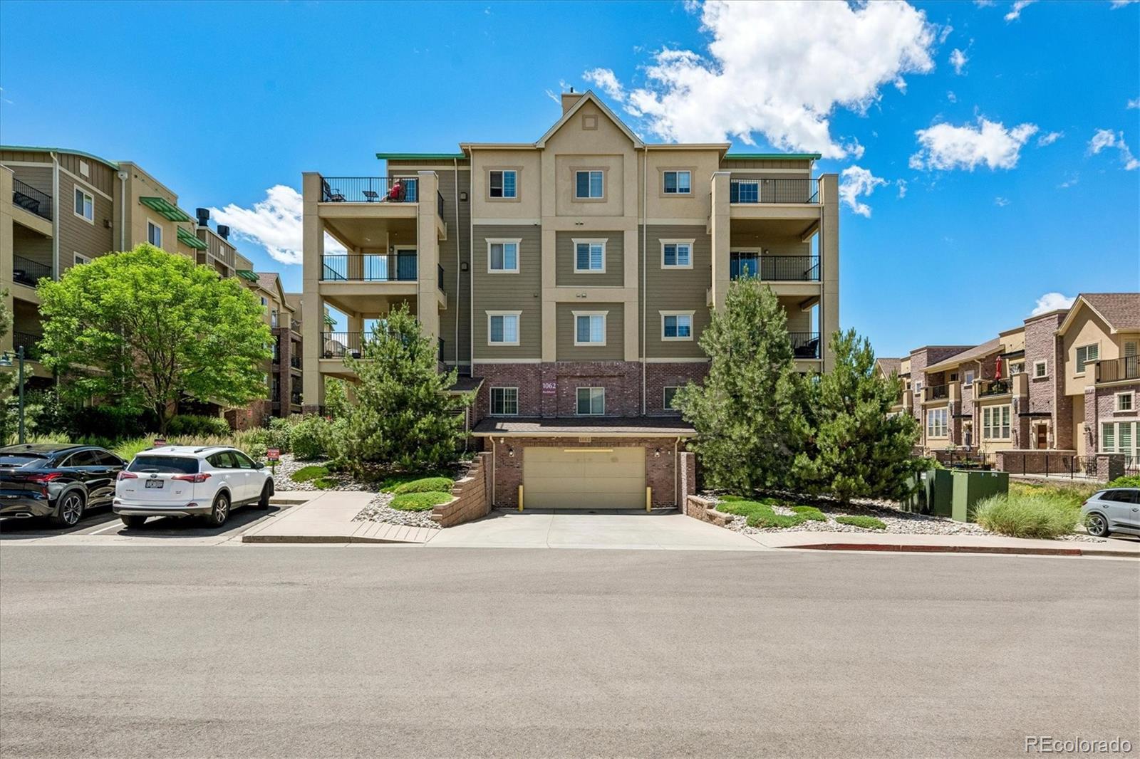 1062 Rockhurst Drive 305