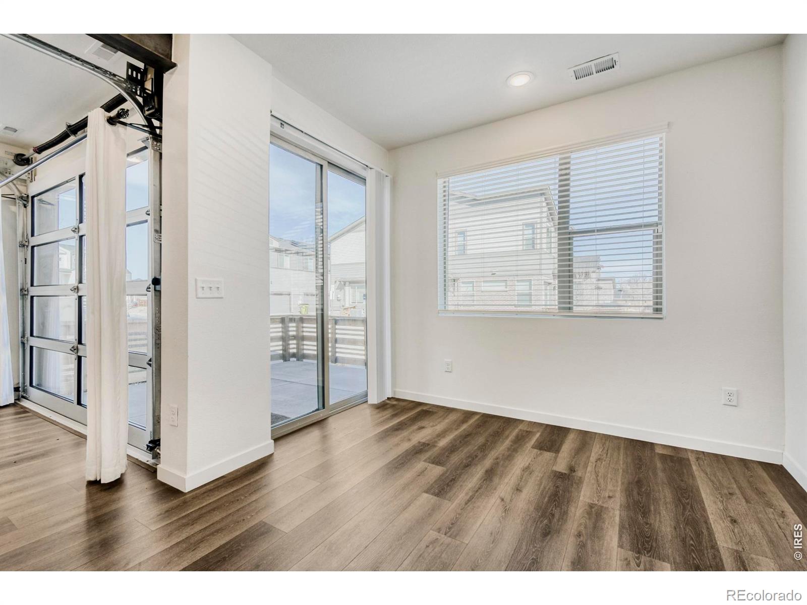 11737 W 45th Place