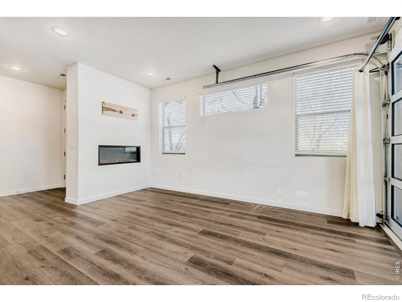 11737 W 45th Place