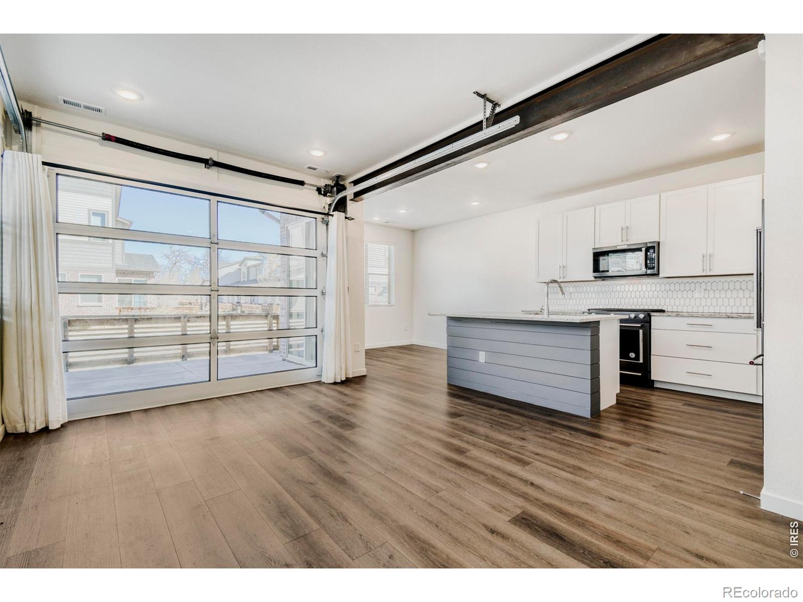 11737 W 45th Place
