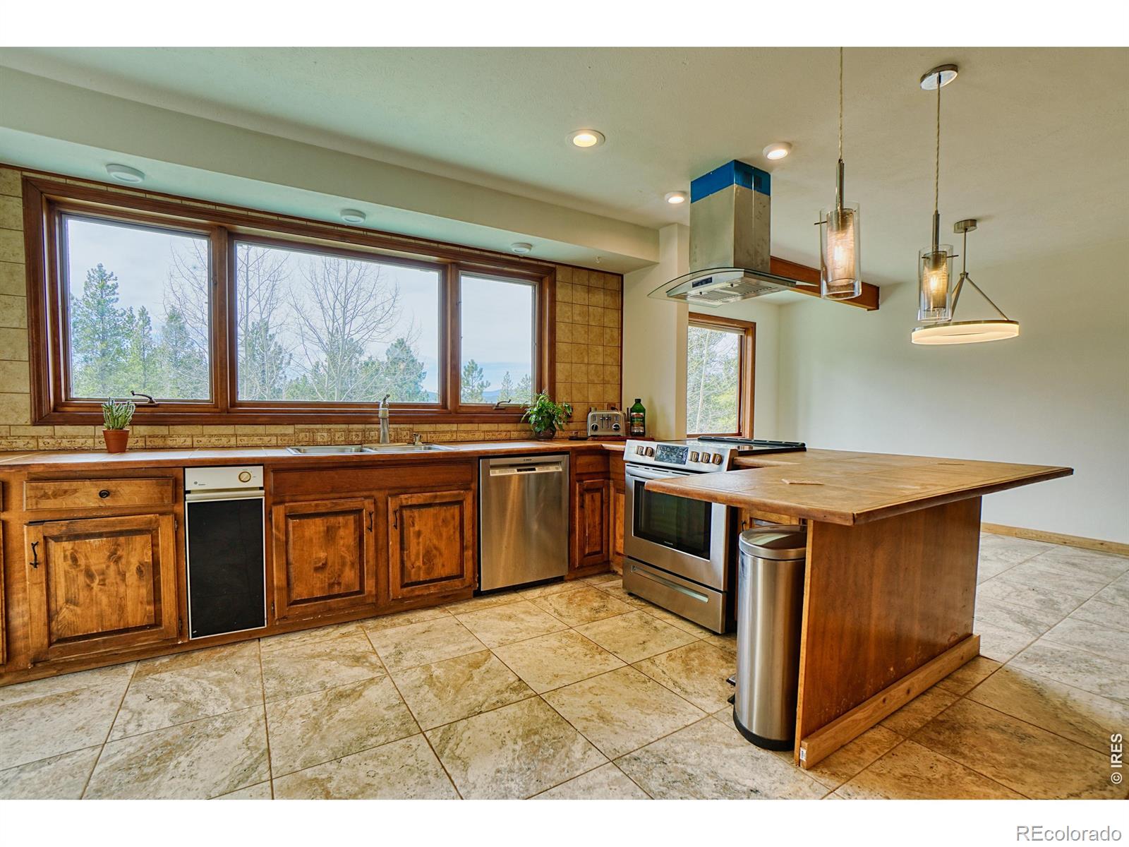 1447 Coyote Circle