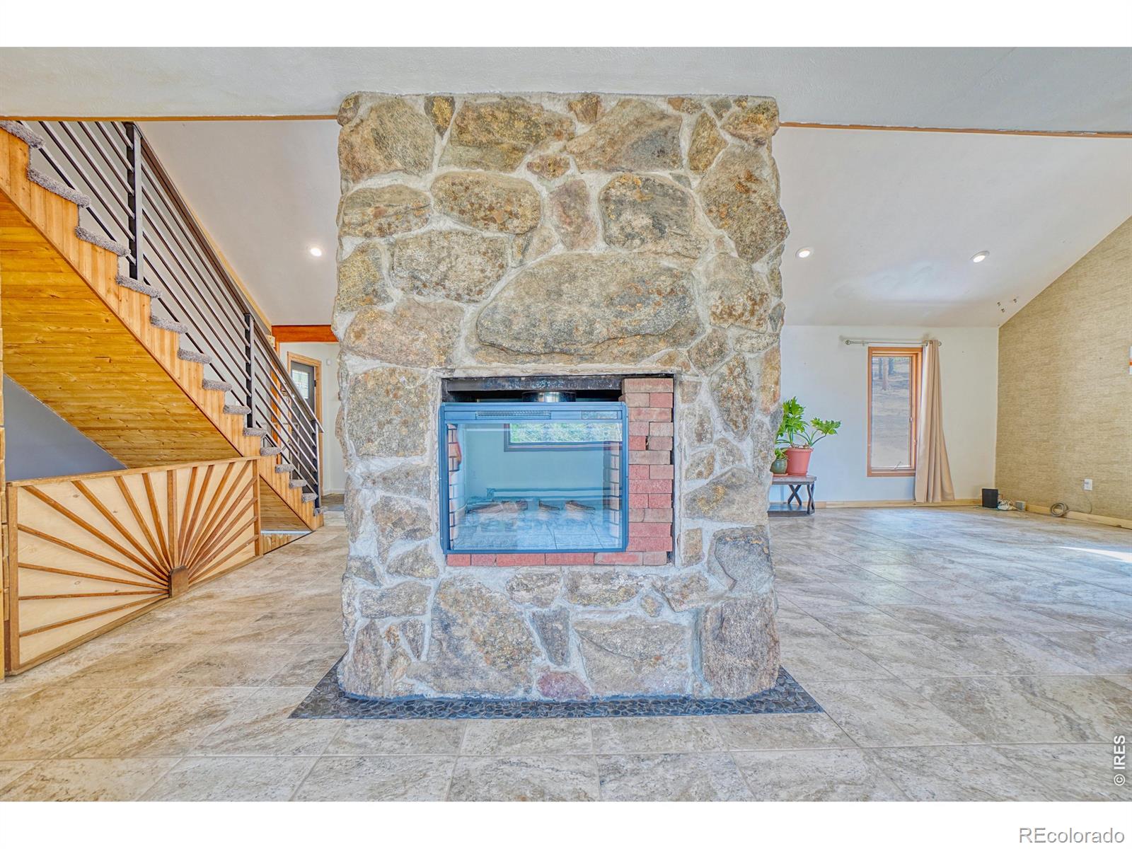 1447 Coyote Circle