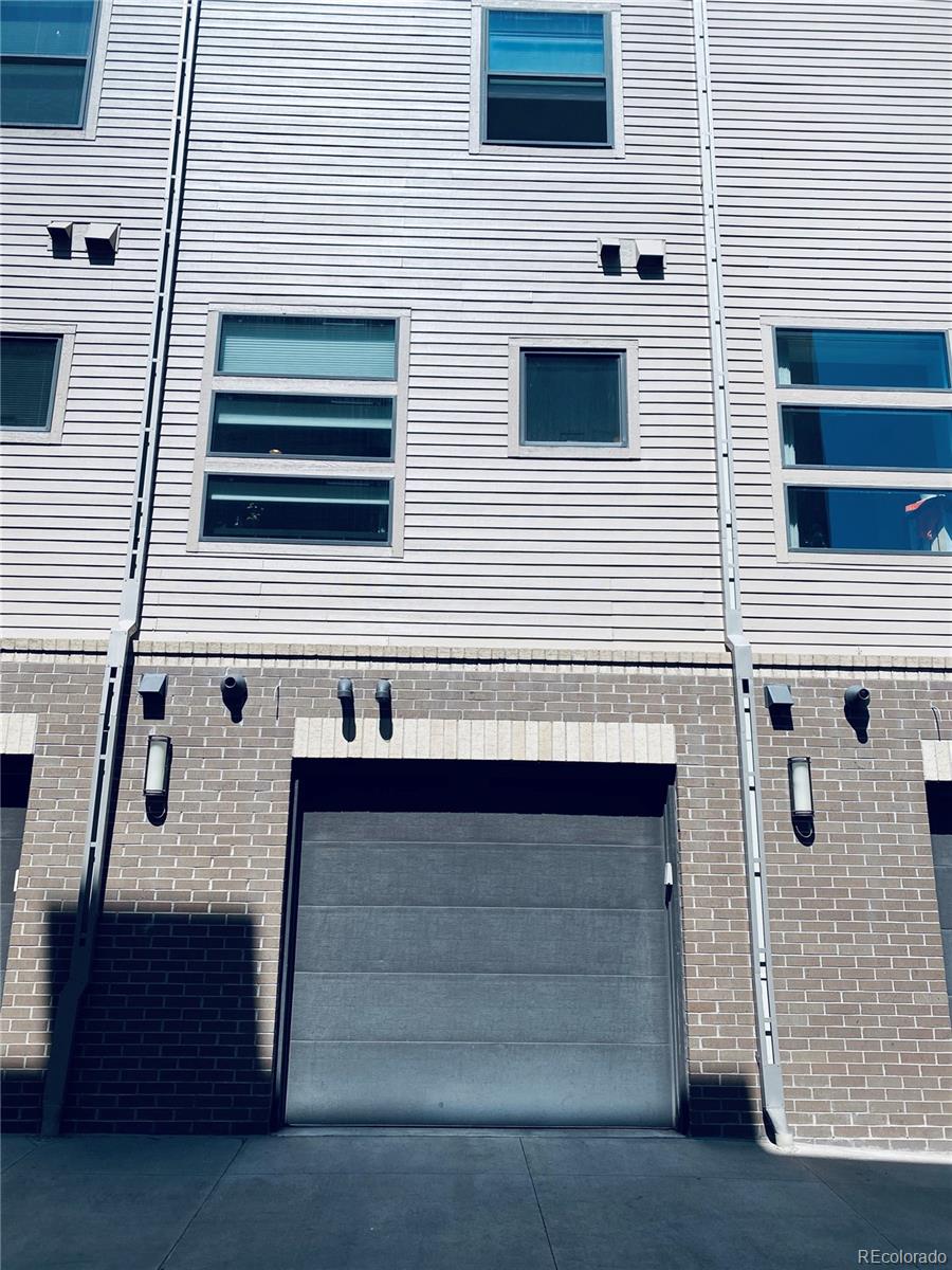 2900 Inca Street 28