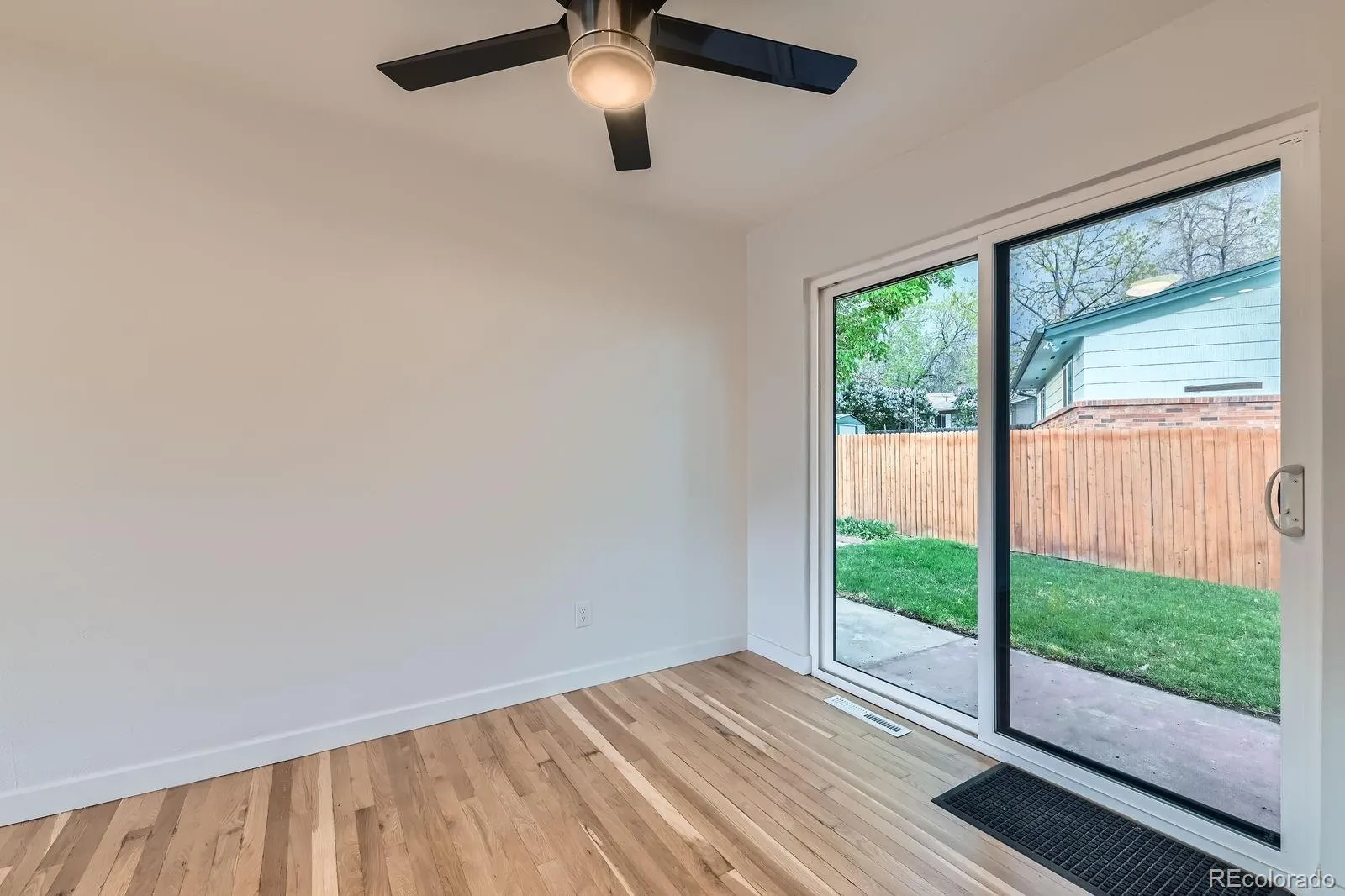 Longmont, Colorado 80504, United States, 4 Bedrooms Bedrooms, ,2 BathroomsBathrooms,Residential,Active,122849