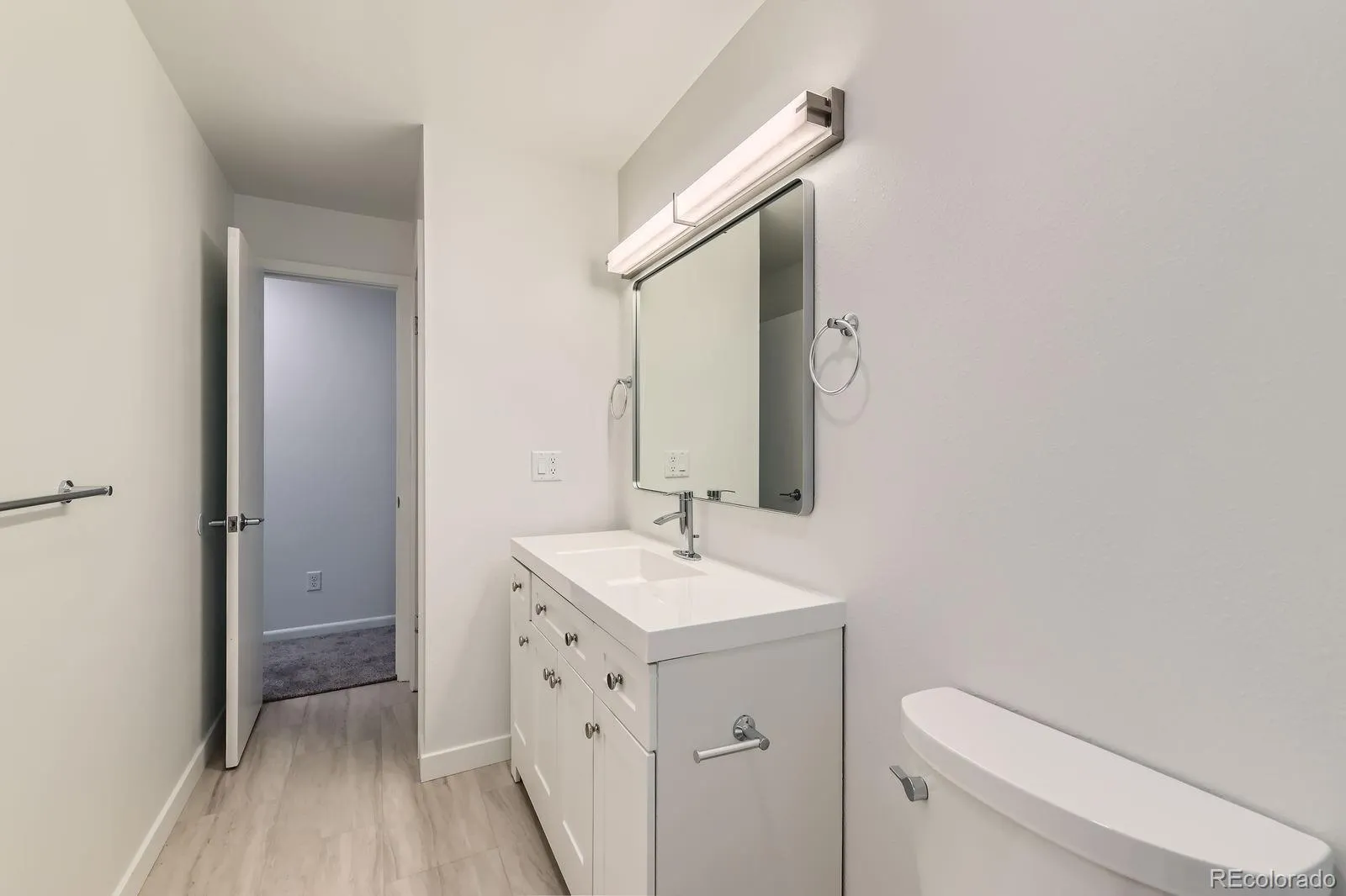 Longmont, Colorado 80504, United States, 4 Bedrooms Bedrooms, ,2 BathroomsBathrooms,Residential,Active,122849