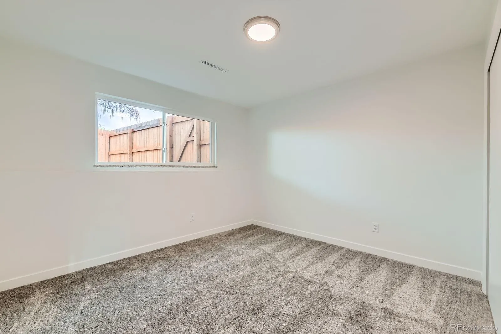 Longmont, Colorado 80504, United States, 4 Bedrooms Bedrooms, ,2 BathroomsBathrooms,Residential,Active,122849