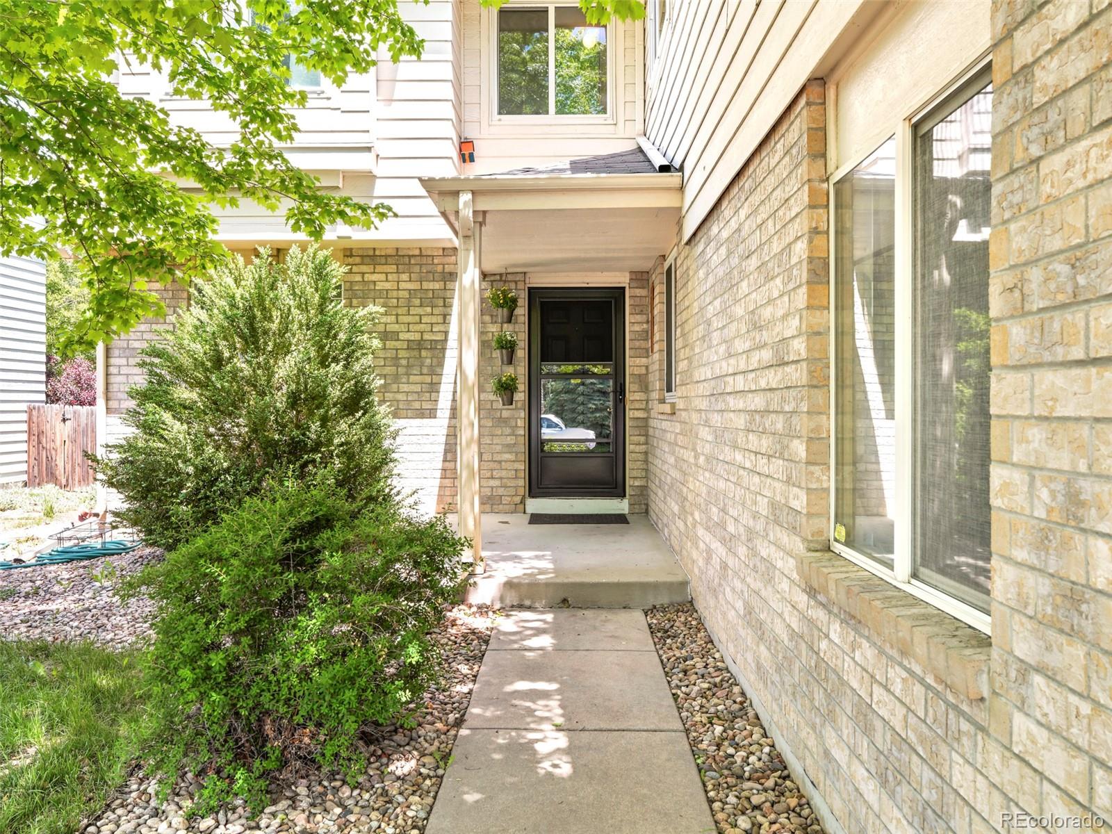 633 W 114th Way