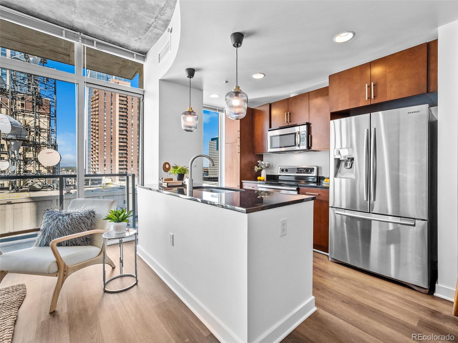 891 14th Street 1905-L