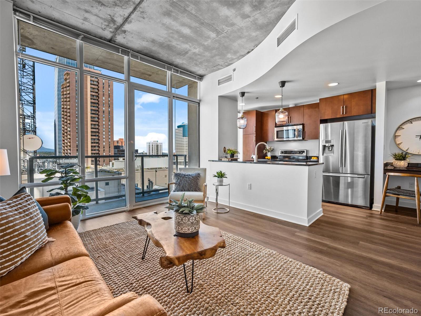 891 14th Street 1905-L