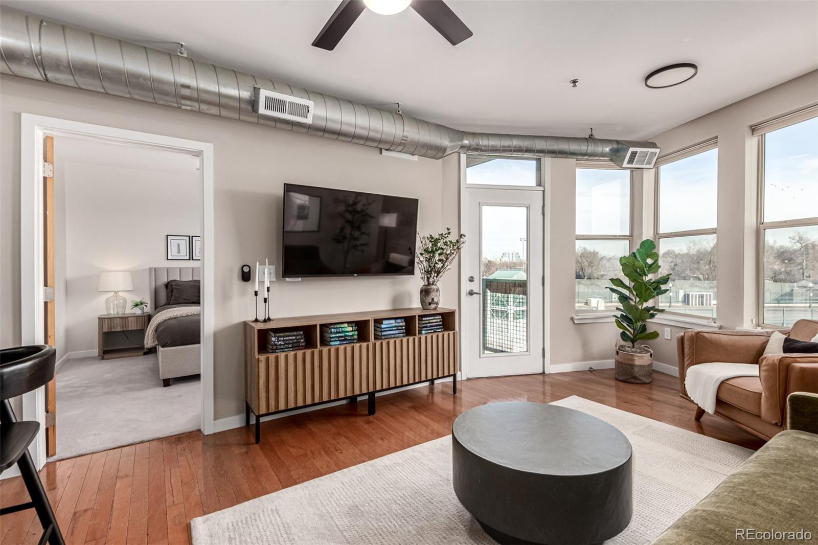 1313 S Clarkson Street 303