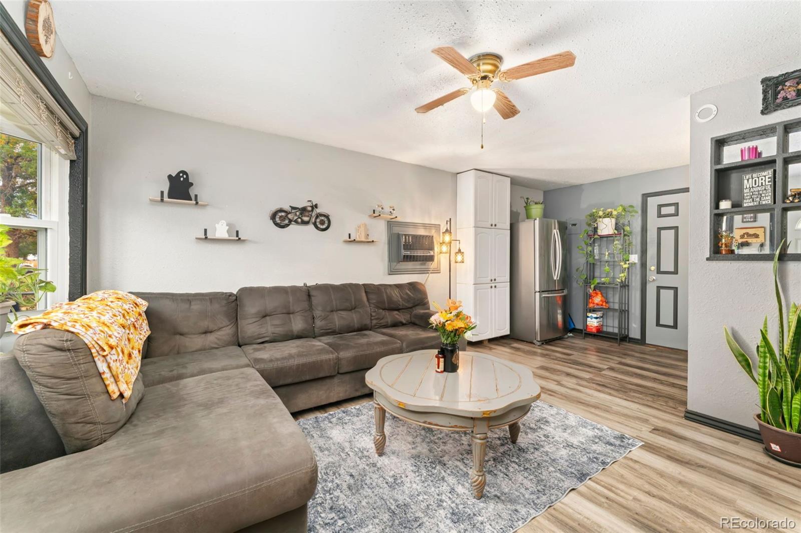 338 N 9th Avenue