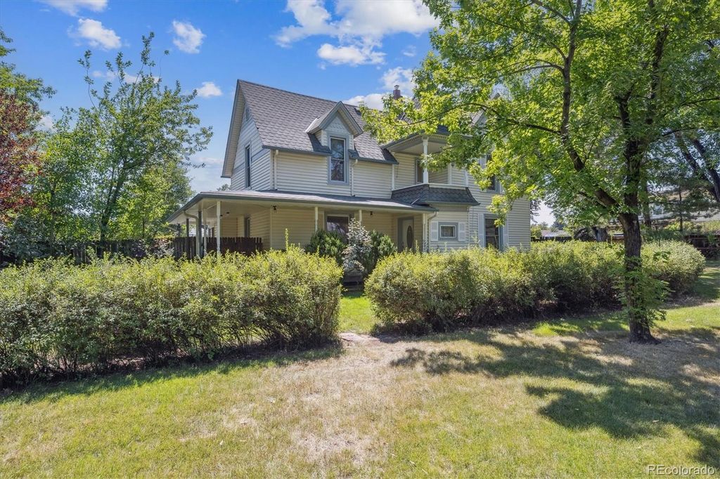 Photo of 9000 W Jewell Avenue, Lakewood, CO 80232 (MLS # 7680284)