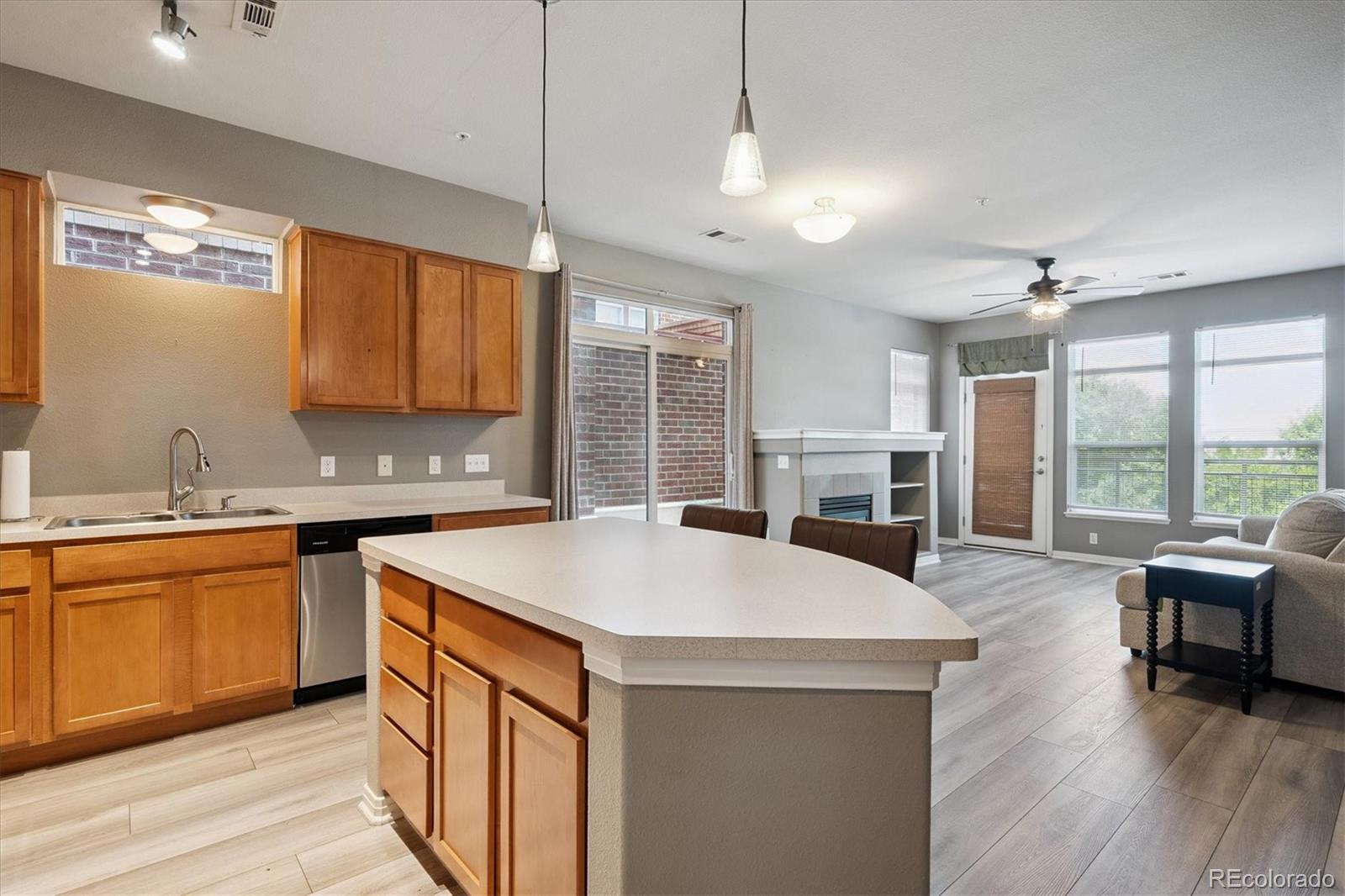 10184 Park Meadows Drive 1112