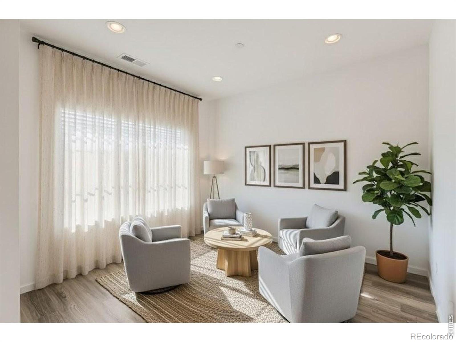 1003 Schlagel Street 7