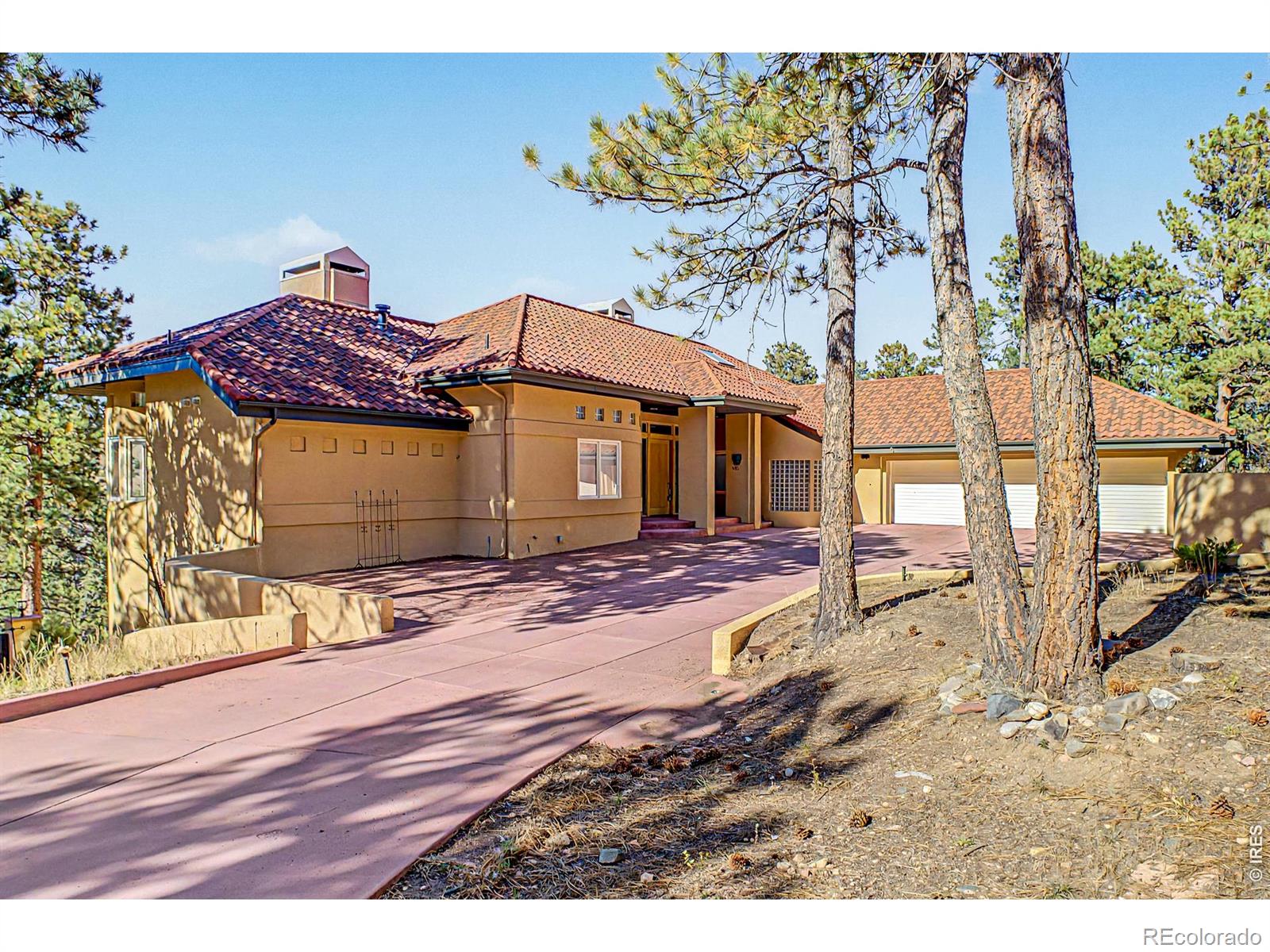 935 Castle Ridge Road