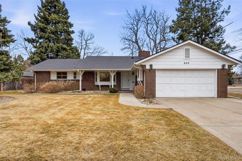 Photo of 800 E Pinewood Avenue, Littleton, CO 80121 (MLS # 2966134)