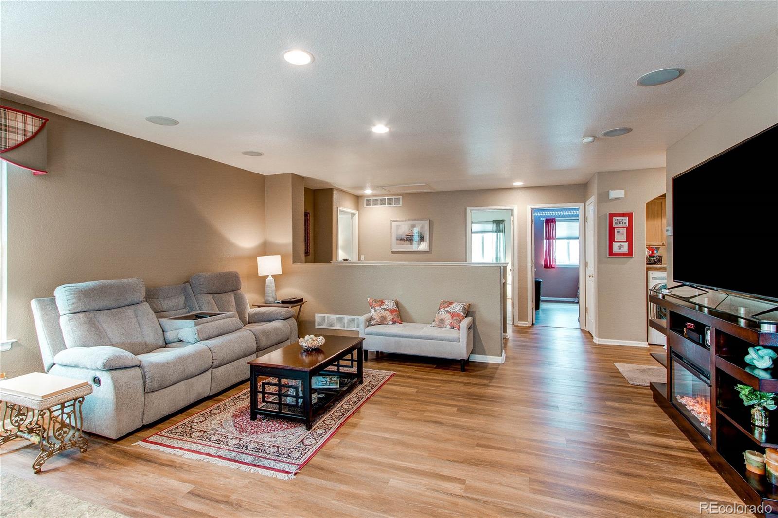 13871 Ivy Street, Thornton, CO, 80602 1 13871 Ivy Street