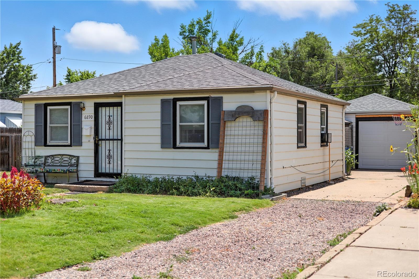6890 W 55th Place