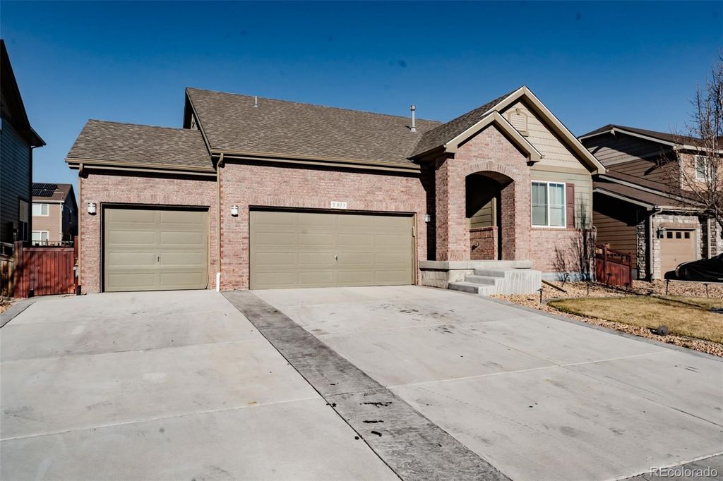 Photo of 5019 Thistle Drive, Brighton, CO 80601 (MLS # 9823800)