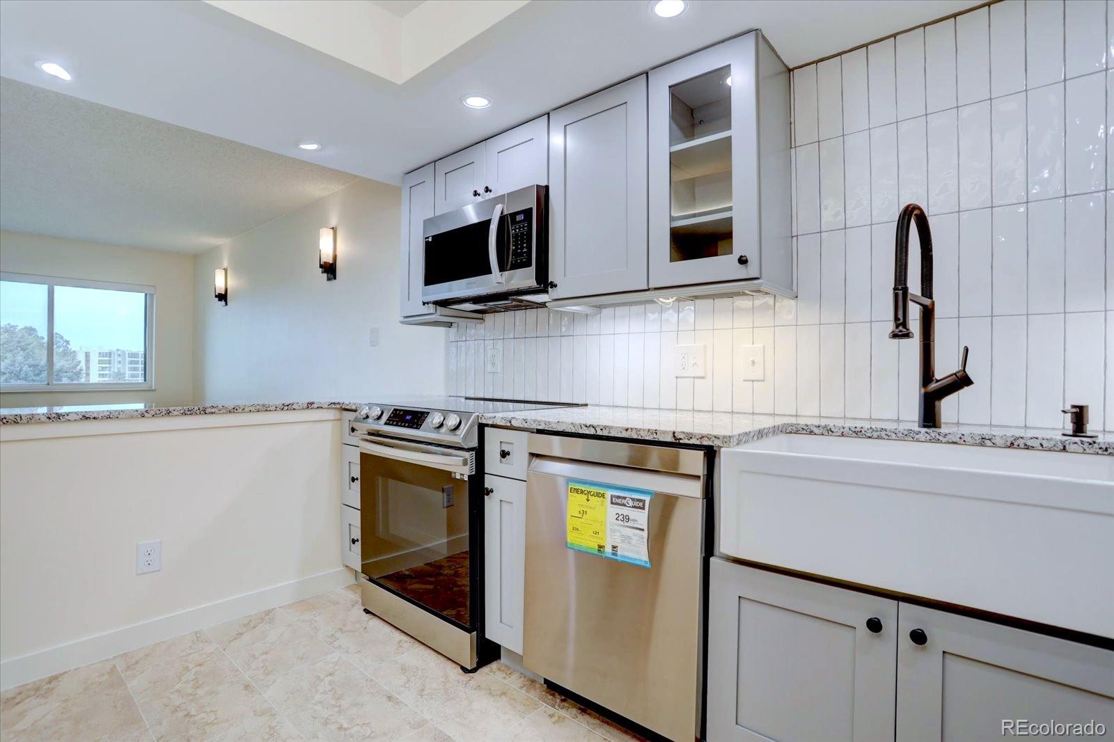 14001 E Marina Drive 411