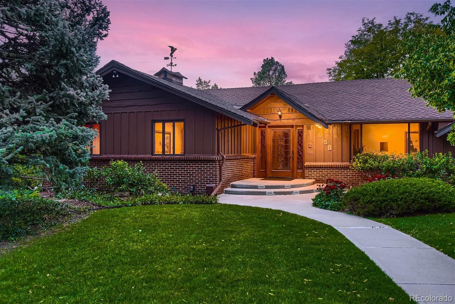Photo 4 of 46 of 5050 W Rowland Avenue house