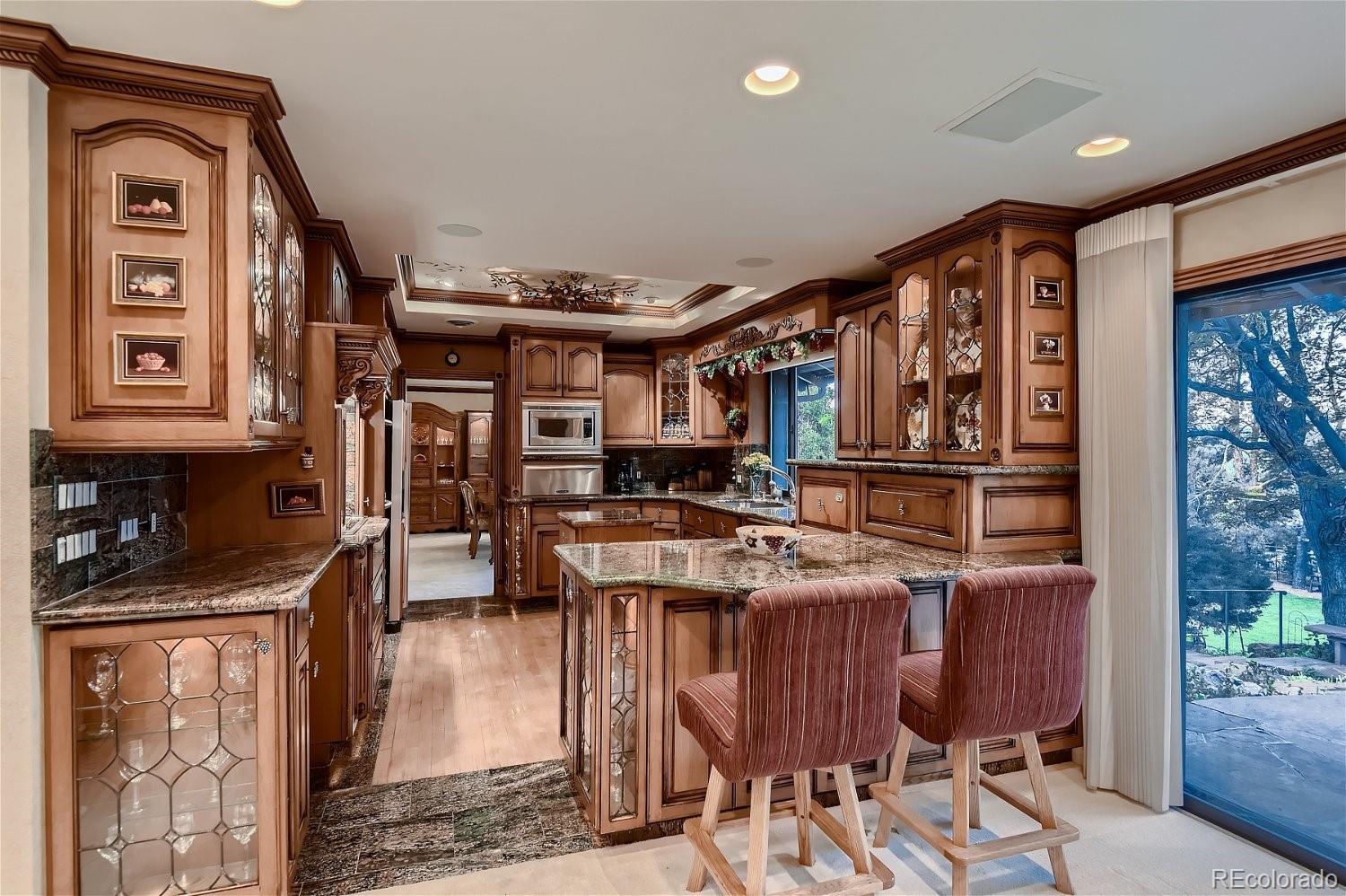 Photo 12 of 46 of 5050 W Rowland Avenue house
