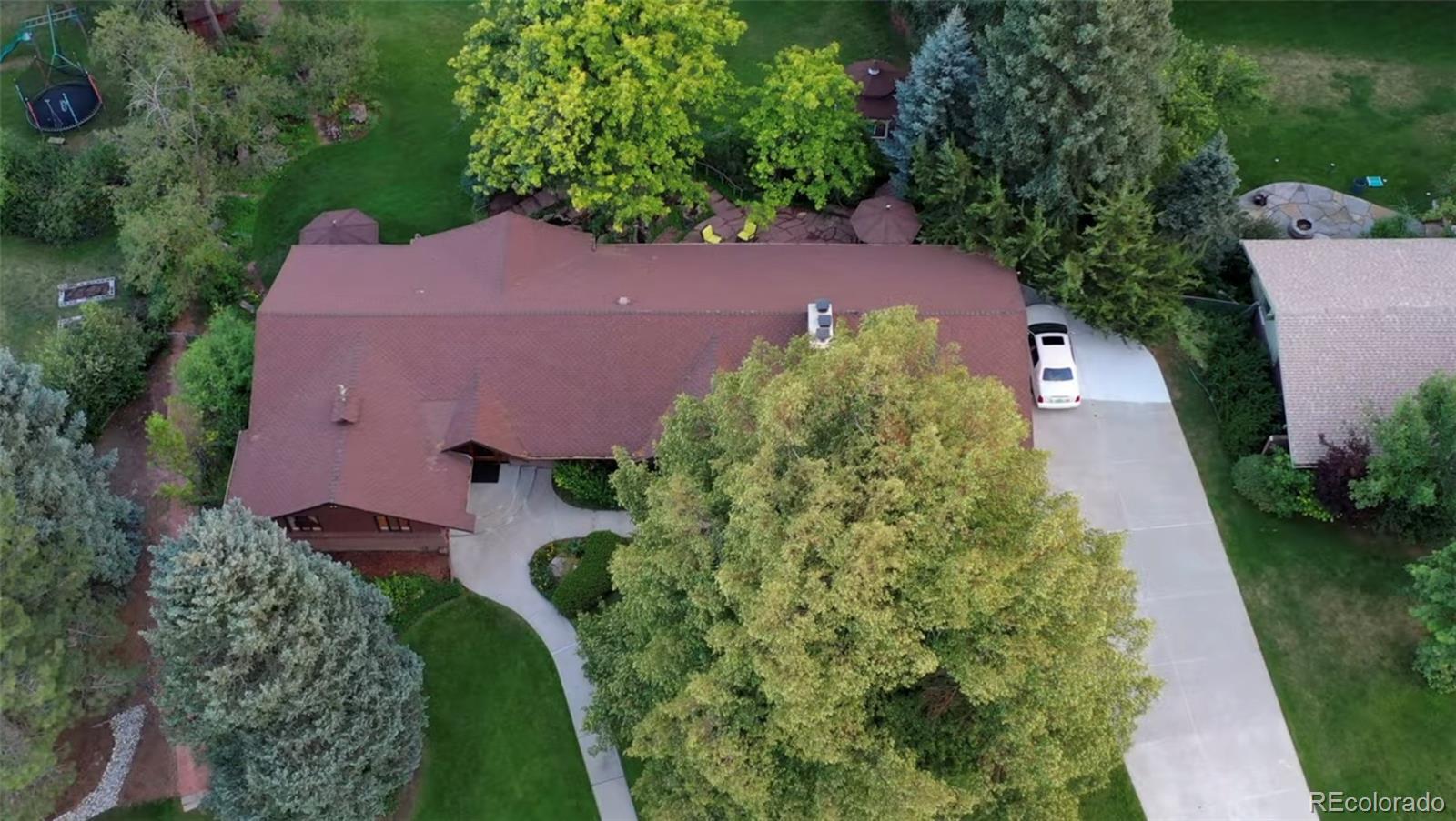 Photo 5 of 46 of 5050 W Rowland Avenue house