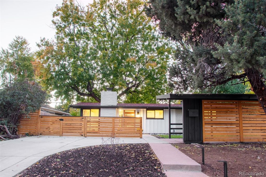 Photo of 2435 S Meade Street, Denver, CO 80219 (MLS # 8362672)