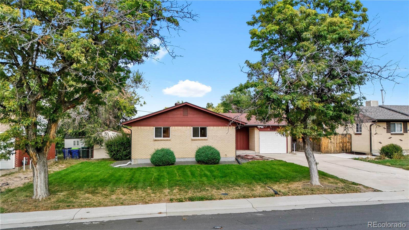 11623 E Virginia Drive