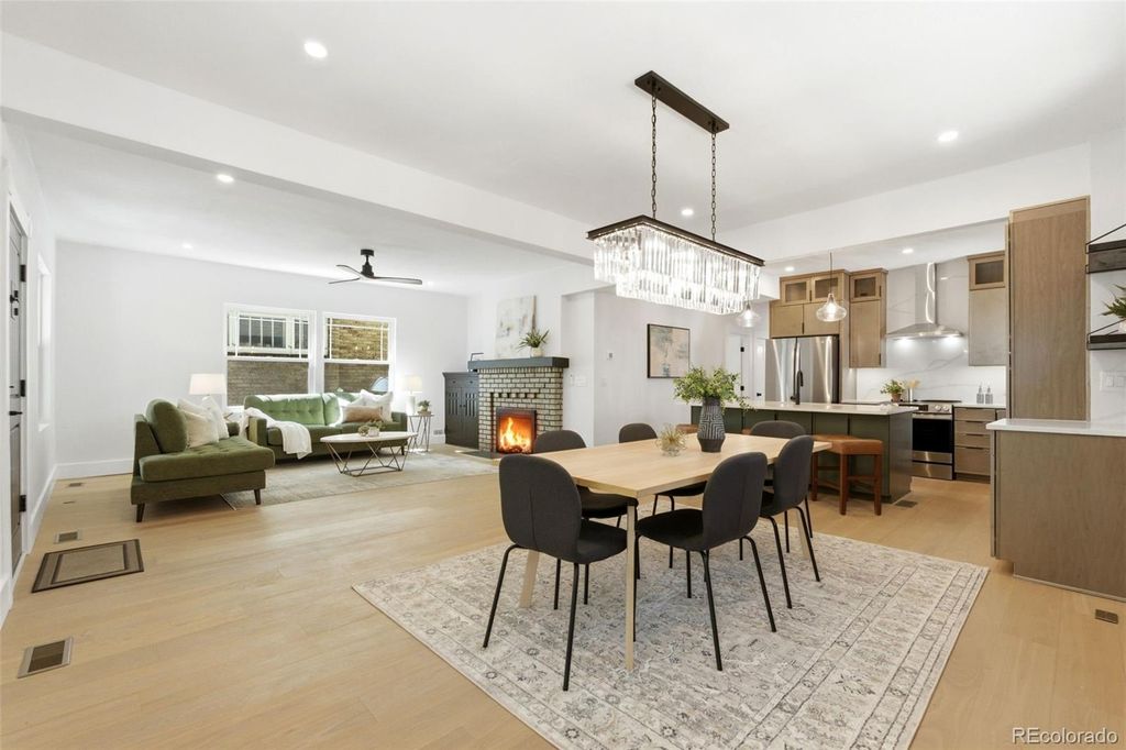 Photo of 625 Cook Street, Denver, CO 80206 (MLS # 2709053)