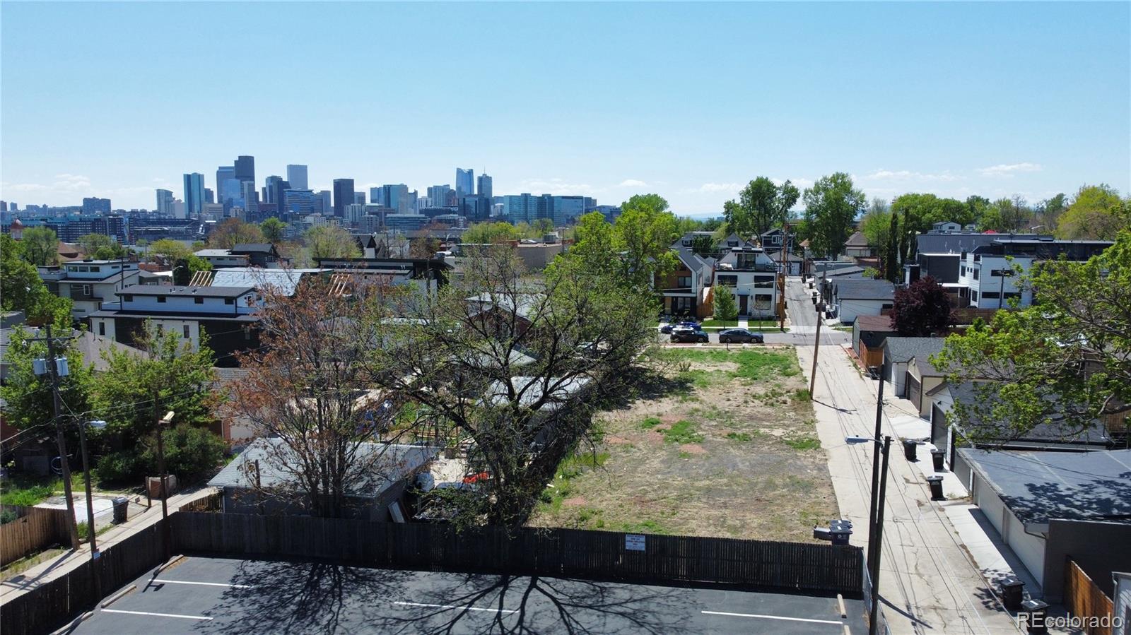 1735 W 37th