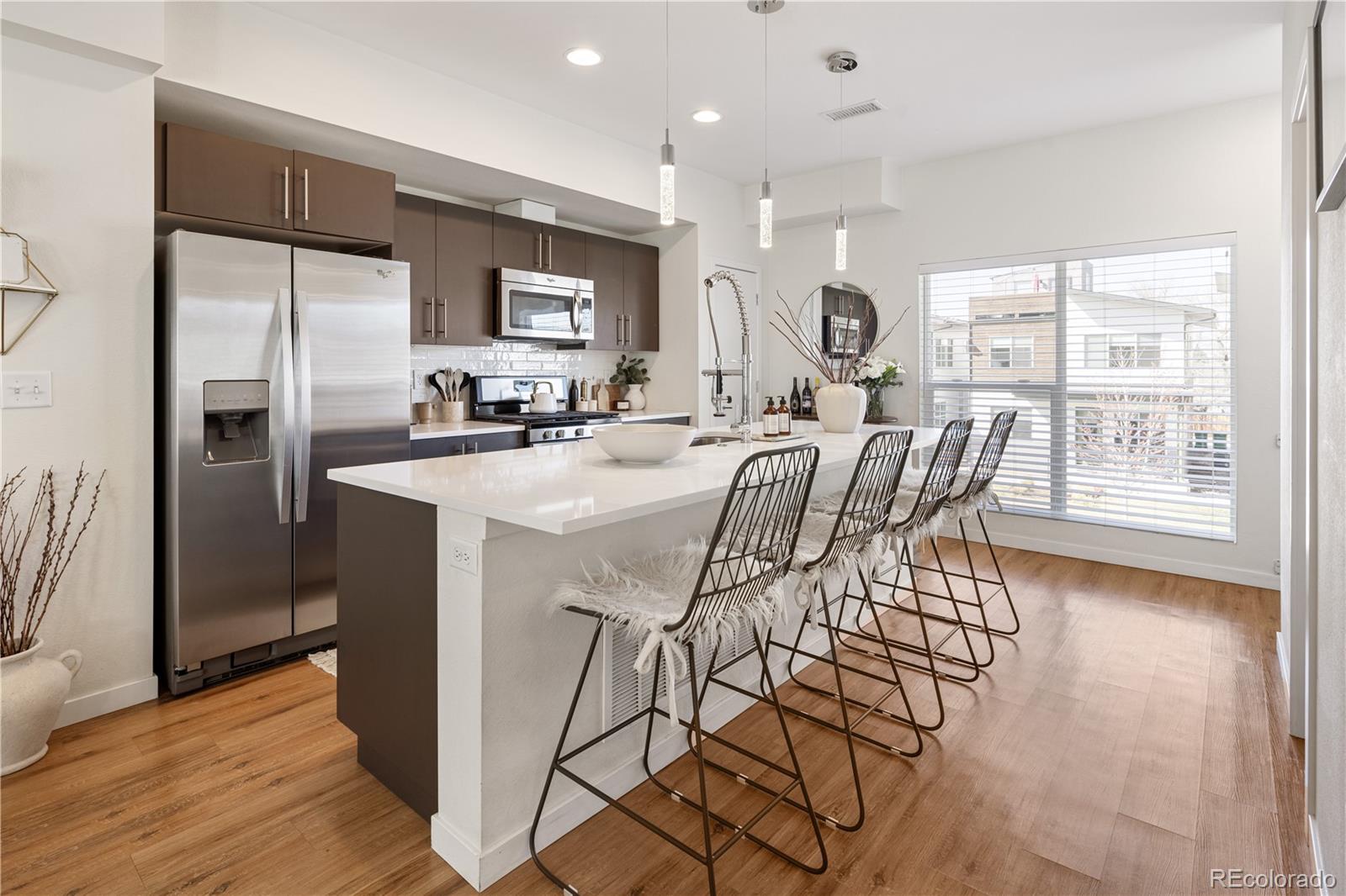 5880 W 39th Place