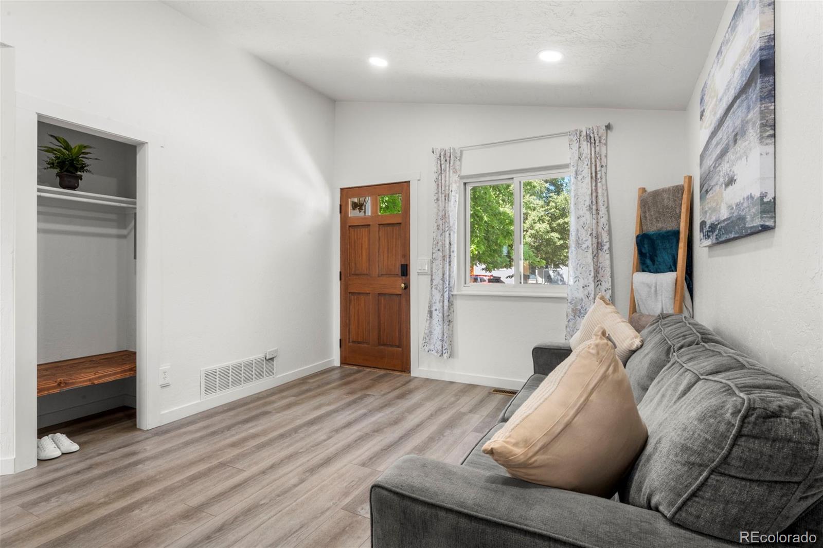 4672 S Pagosa Circle