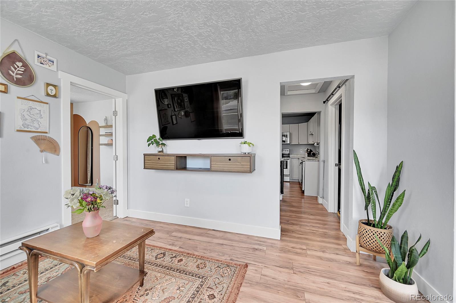 2001 5th Avenue, Greeley, CO, 80631 3 2001 5th Avenue