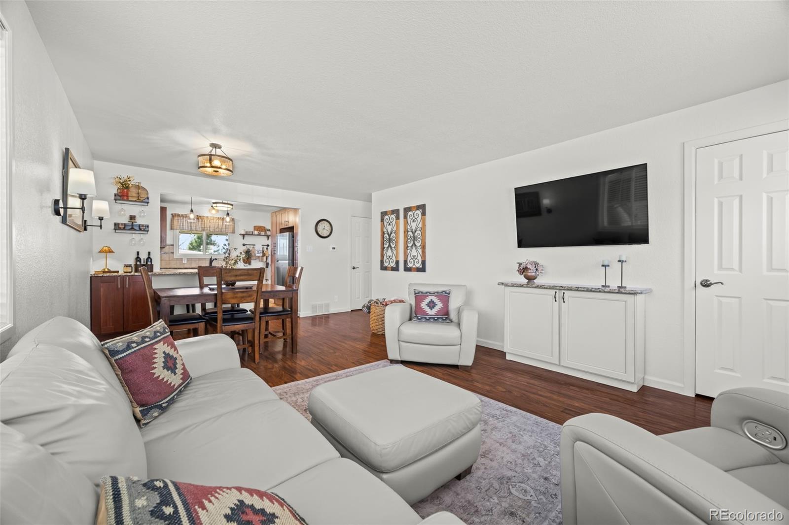 250 W Midway Boulevard