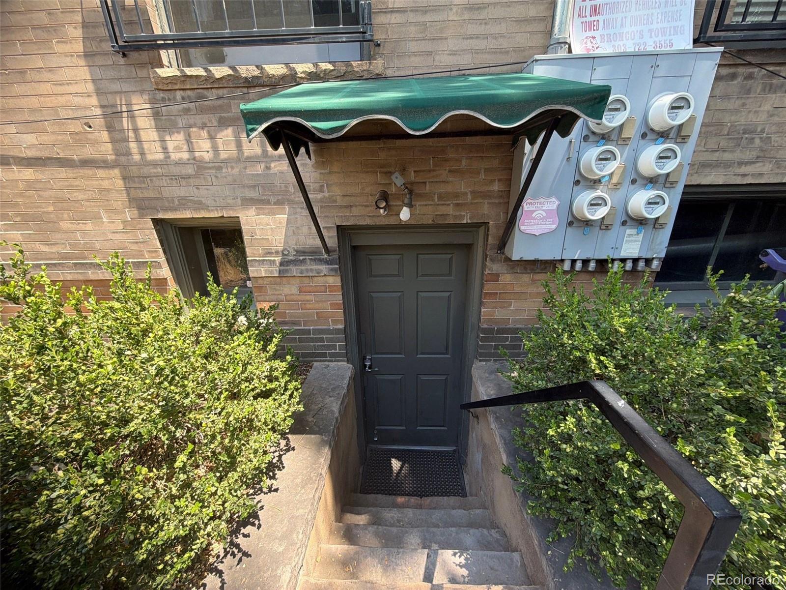 1217 N Downing Street 2