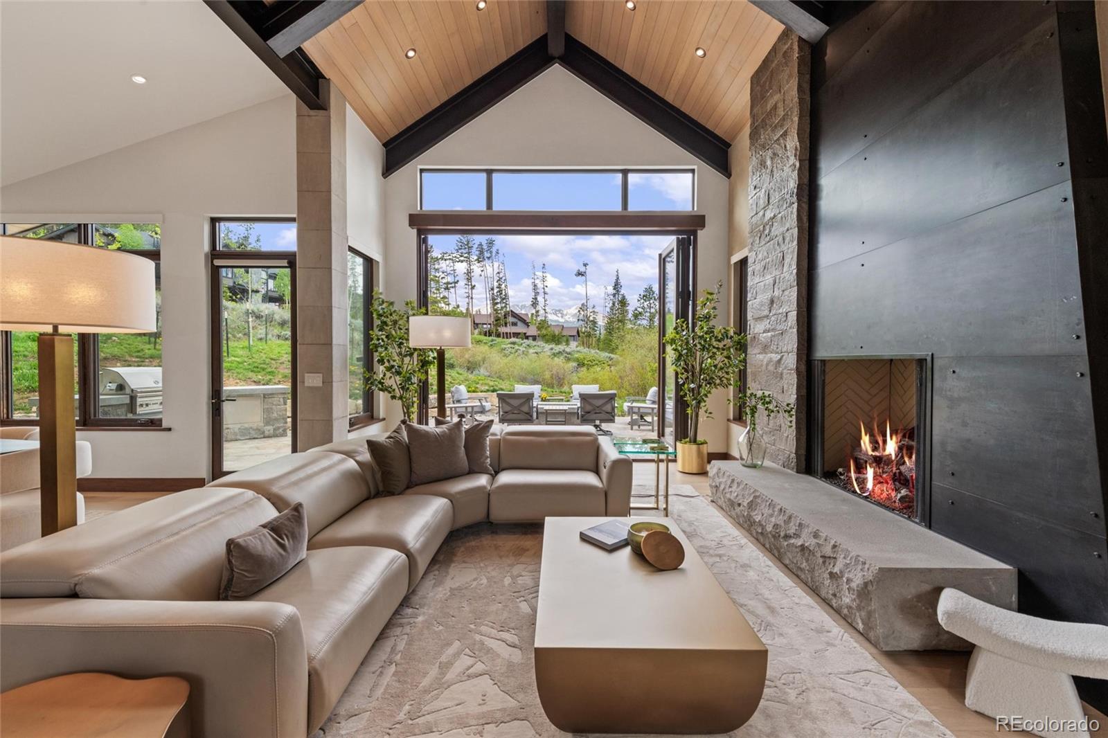 444 Glen Eagle Loop